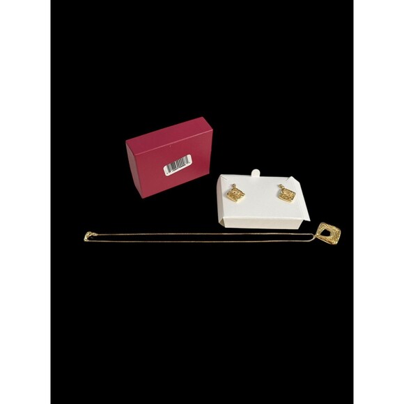 Vintage Gold Overlay Necklace + Earring Set 17 Inch Chain Design Square Dangle - Picture 4 of 9